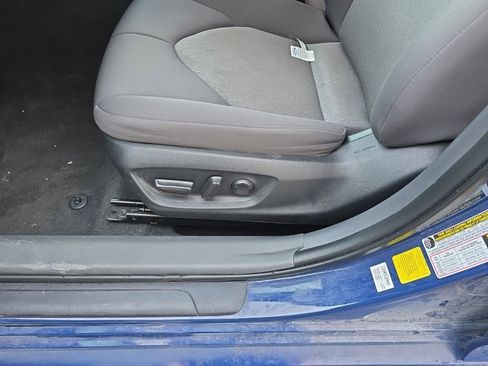 Used 2023 Toyota Camry LE image 15