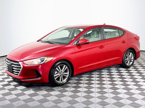 Used 2018 Hyundai Elantra SEL image 4