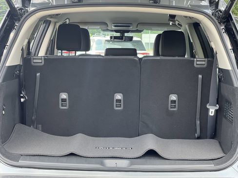 New 2026 Nissan Pathfinder SL FWD image 19