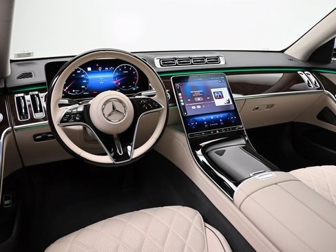 Used 2023 Mercedes-Benz S 580 4MATIC Sedan image 20
