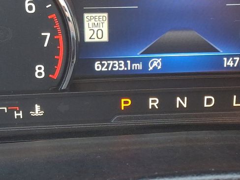 Used 2021 Ford Explorer XLT w/ Equipment Group 202A image 22