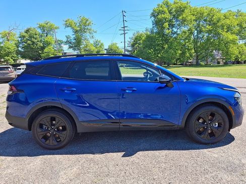 Used 2025 Kia Sportage X-Line w/ Premium Package AWD/4WD image 11