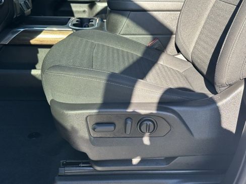 Used 2022 Chevrolet Silverado 1500 LT Trail Boss w/ Bed Protection Package image 26