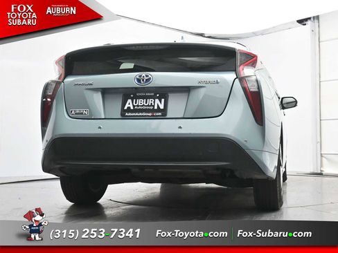 Used 2018 Toyota Prius Two image 15