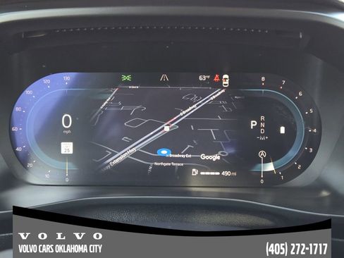 Certified 2025 Volvo XC40 B5 Core w/ Protection Package Premier image 15