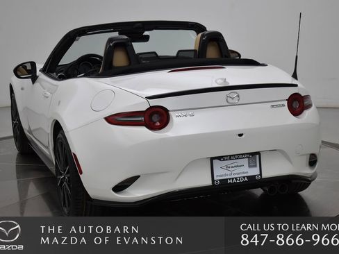 New 2025 MAZDA MX-5 Miata Grand Touring w/ Appearance Package image 16