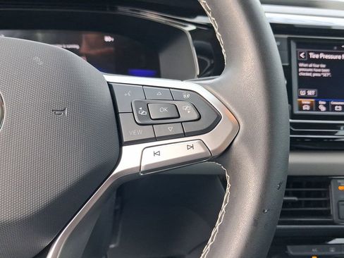 Certified 2024 Volkswagen Taos S FWD image 20