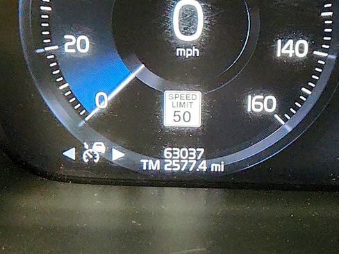 Used 2021 Volvo XC90 T6 Inscription w/ Climate Package image 16