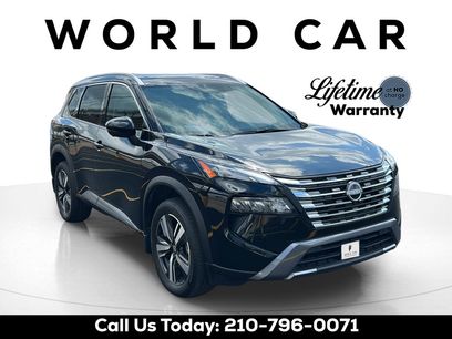 Used 2025 Nissan Rogue SL w/ Tech Package