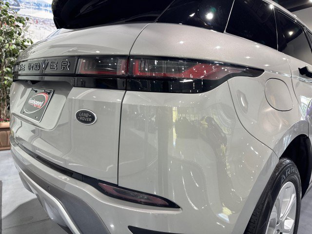 Used 2020 Land Rover Range Rover Evoque S AWD/4WD image 34