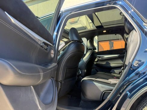 Used 2019 INFINITI QX50 Essential w/ Sensory Package image 10