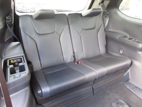 New 2026 Lexus TX 500h AWD image 19