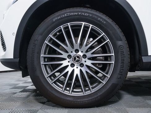 Certified 2025 Mercedes-Benz GLC 300 4MATIC image 12