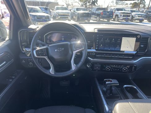 Certified 2025 Chevrolet Silverado 1500 RST w/ Convenience Package II image 14