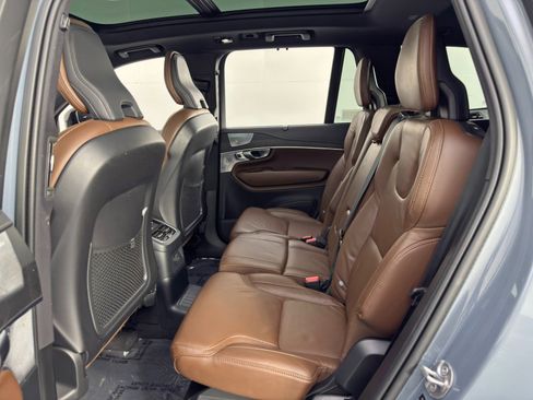 Used 2023 Volvo XC90 T8 Ultimate image 43