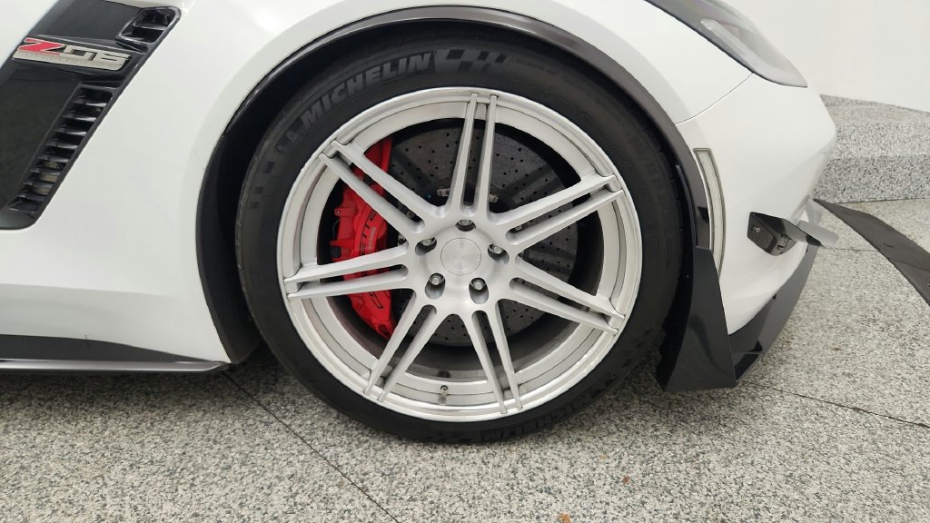 Used 2017 Chevrolet Corvette Z06 RWD image 33