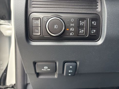 New 2026 Ford F250 Platinum AWD/4WD image 23