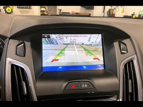 Used 2014 Ford Focus Titanium image 14