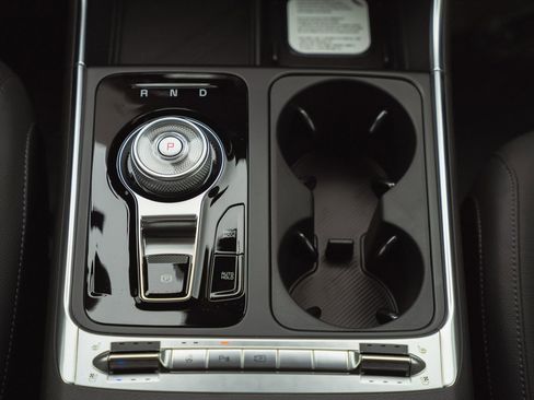 New 2026 Kia Carnival SX Prestige FWD image 31