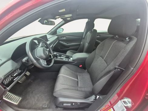 Used 2025 Honda Accord Sport image 9