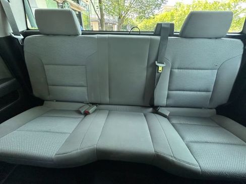 Used 2018 Chevrolet Silverado 1500 W/T w/ WT Fleet Convenience Package AWD/4WD image 25