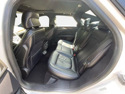 Used 2019 Lincoln MKZ Reserve AWD/4WD image 24