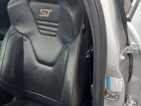 Used 2014 Ford Focus ST w/ Equipment Group 202A image 20