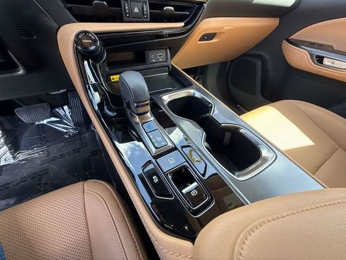 Used 2025 Lexus NX 250 FWD w/ Accessory Package (Z1) image 21