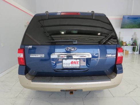Used 2012 Ford Expedition XLT image 5