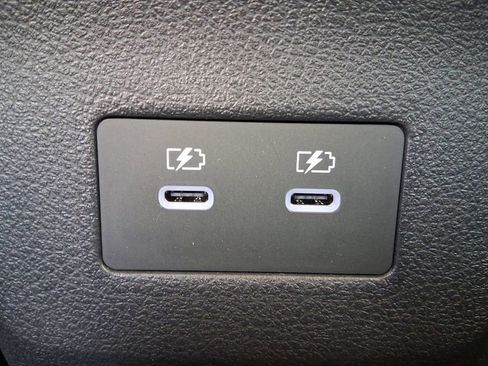 New 2026 Nissan Kicks SR image 27