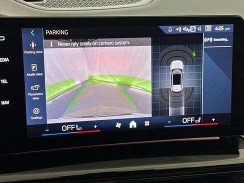 Used 2025 BMW X1 xDrive28i w/ Convenience Package image 23