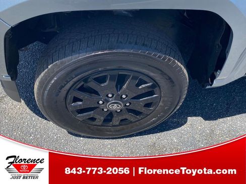 Used 2024 Toyota Tacoma SR5 AWD/4WD image 20