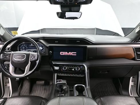 Used 2023 GMC Sierra 1500 Denali w/ Technology Package AWD/4WD image 34