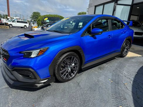 Used 2025 Subaru WRX Premium AWD/4WD image 12