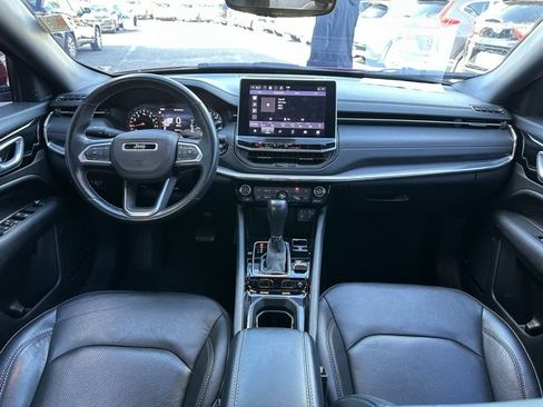 Used 2022 Jeep Compass Limited image 14