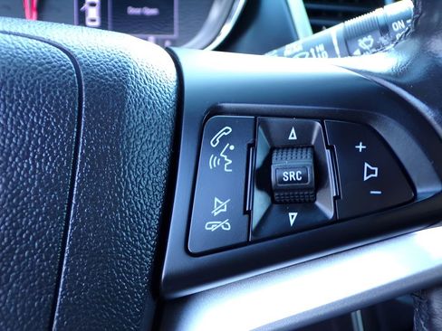 Used 2019 Chevrolet Trax LT w/ LT Convenience Package image 23