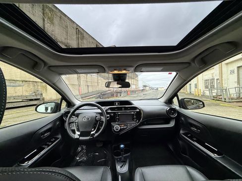 Used 2018 Toyota Prius C Four image 47