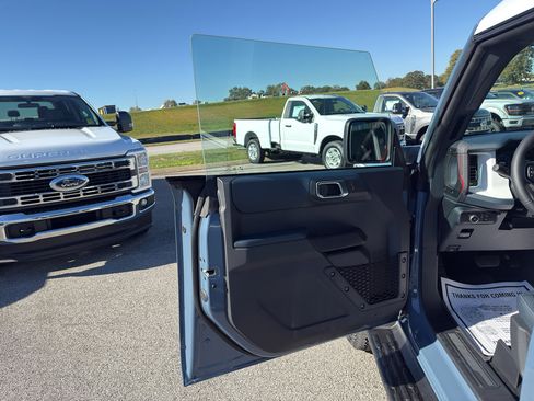 New 2025 Ford Bronco Heritage Edition image 16