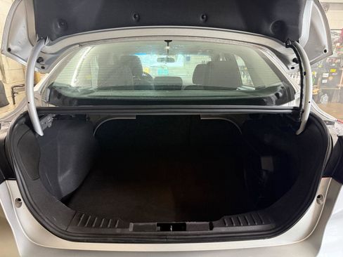 Used 2017 Ford Focus SEL FWD image 21