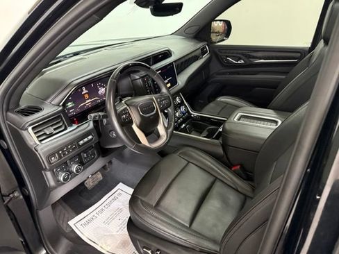 Used 2024 GMC Yukon Denali w/ Advanced Technology Package AWD/4WD image 15