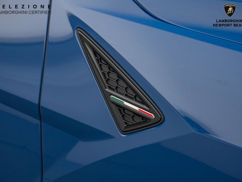 Used 2024 Lamborghini Urus Performante image 5