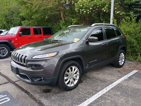 Used 2015 Jeep Cherokee Limited AWD/4WD image 2