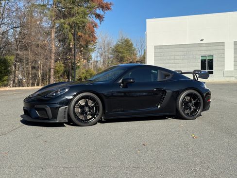 Used 2025 Porsche 718 Cayman GT4 RS image 5
