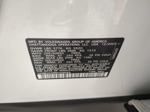 Used 2024 Volkswagen Atlas Cross Sport SEL AWD/4WD image 18