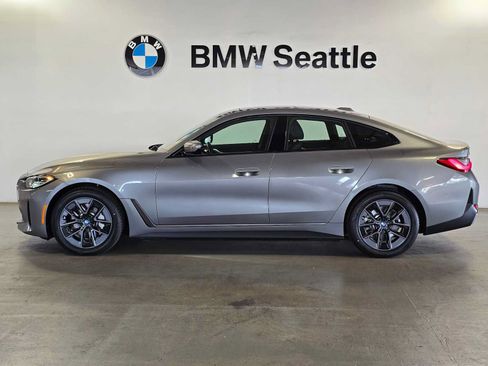Used 2023 BMW i4 eDrive35 w/ Premium Package RWD image 3