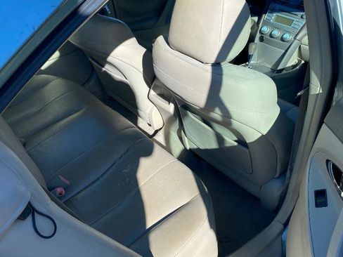 Used 2007 Toyota Camry LE image 3