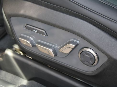 New 2026 Kia EV9 Land image 28