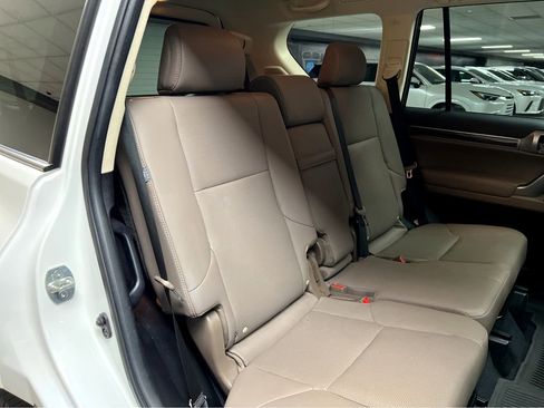 Used 2023 Lexus GX 460 Premium w/ Premium Plus Package AWD/4WD image 23