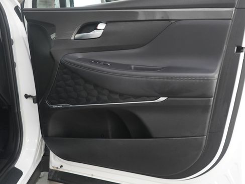 Used 2023 Hyundai Santa Fe SEL w/ Premium Package image 9