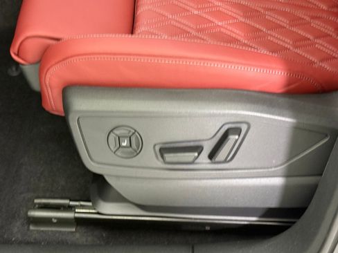 New 2025 Audi SQ5 Premium Plus image 15